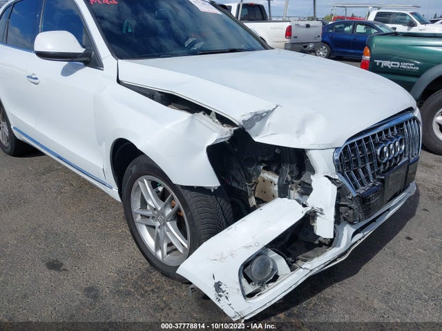 WA1LFAFP1FA017571 Audi Q5 Premium Plus