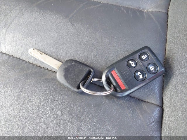 2007 HONDA ODYSSEY EX-L VIN: 5FNRL38677B405793