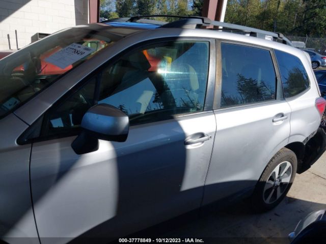 JF2SJAEC6HH585101 Subaru Forester Premium