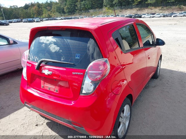 Chevrolet SPARK LS 2014 KL8CB6S9XEC523482 Image 4