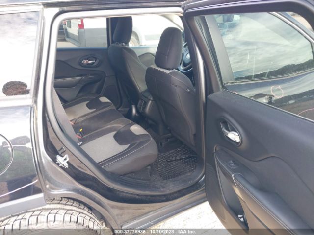 1C4PJMCS2EW266396 Jeep Cherokee Latitude