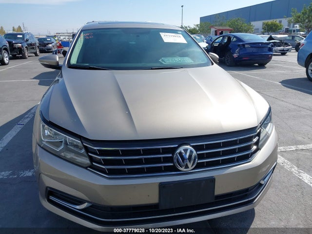 1VWBT7A31GC044869 Volkswagen Passat 1.8t Se