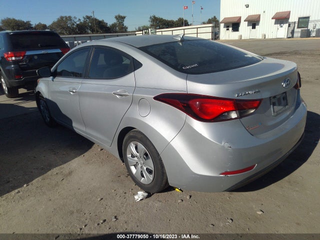 2016 HYUNDAI ELANTRA SE VIN: 5NPDH4AE1GH731593