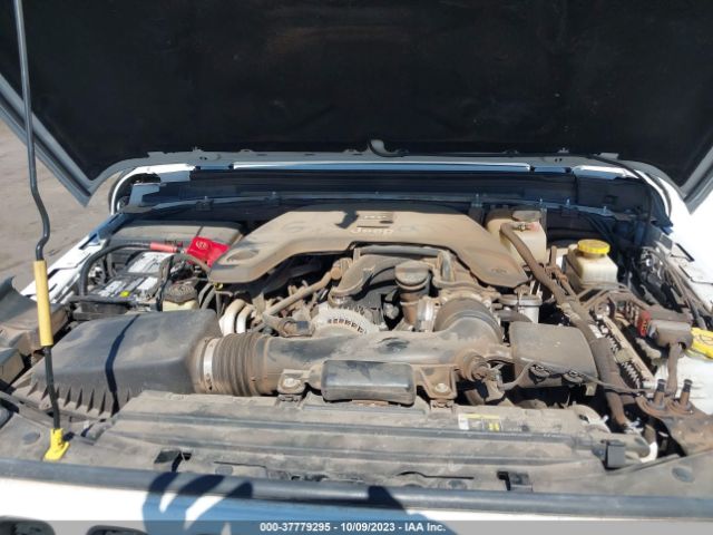1C4HJXDG0JW112425 Jeep Wrangler Unlimited Sport S