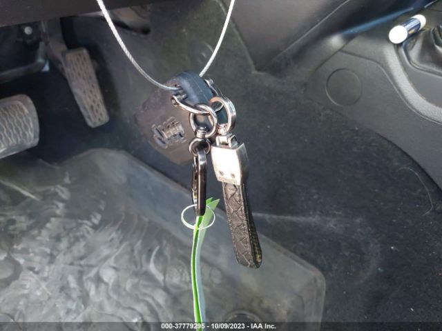 1C4HJXDG0JW112425 Jeep Wrangler Unlimited Sport S