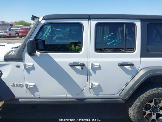 1C4HJXDG0JW112425 Jeep Wrangler Unlimited Sport S