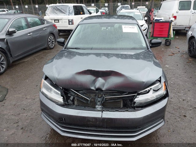 3VW2K7AJ2FM281871 Volkswagen Jetta Sedan 2.0l S