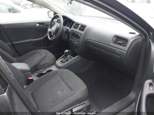 3VW2K7AJ2FM281871 Volkswagen Jetta Sedan 2.0l S