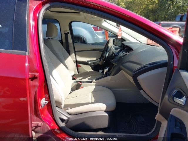 1FADP3F20GL234080 Ford FOCUS SE