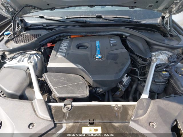 WBAJA9C57JB249668 BMW 5 Series 530e Iperformance