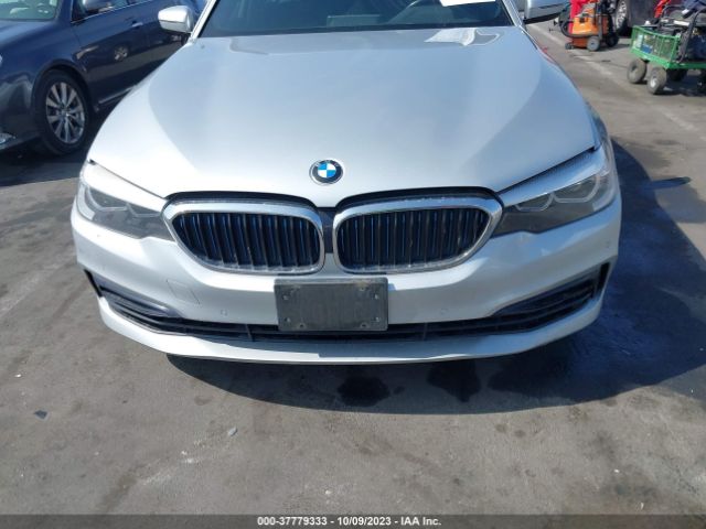 WBAJA9C57JB249668 BMW 5 Series 530e Iperformance