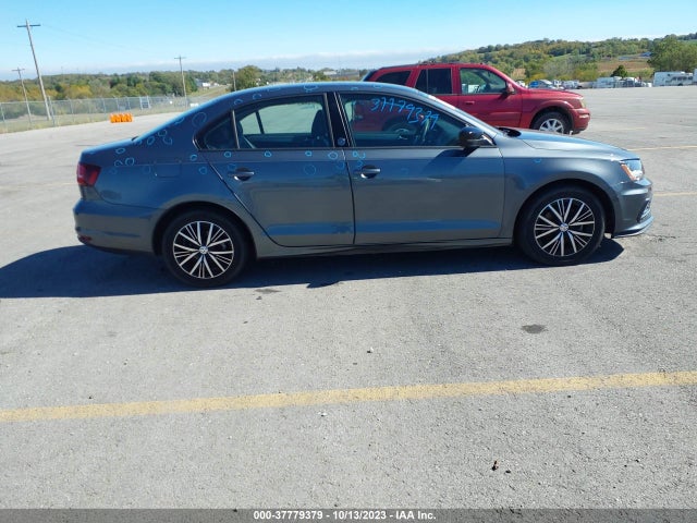 3VWB67AJ1JM223070 Volkswagen Jetta 1.4t