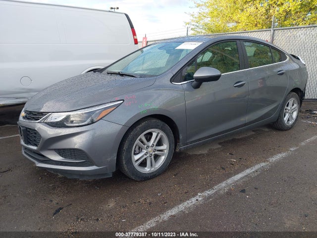 Chevrolet CRUZE LT 2018 1G1BE5SM5J7122877 Image 2