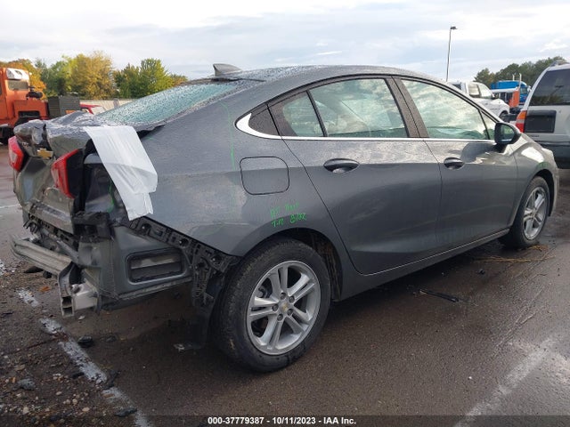 Chevrolet CRUZE LT 2018 1G1BE5SM5J7122877 Image 4