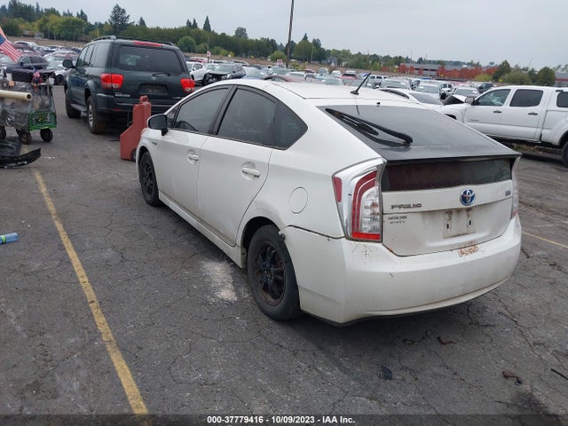 Toyota Prius Four/five/three/one/two 2014 JTDKN3DU2E0367823 Image 3