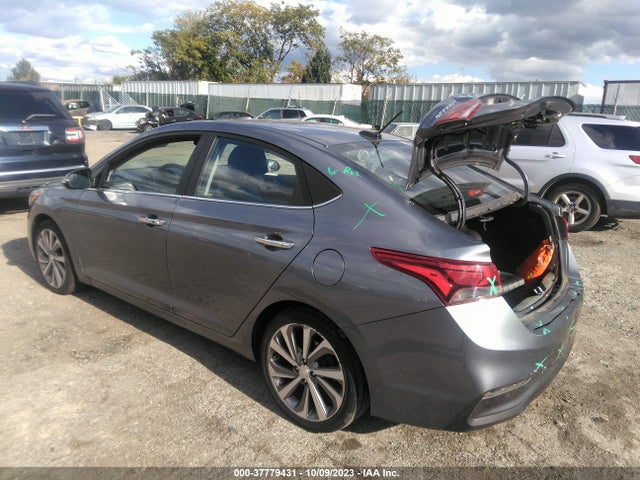 Hyundai Accent Limited 2018 3KPC34A35JE020340 Image 3