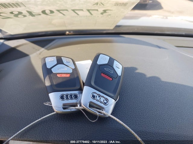 Audi A4 PREMIUM 2017 WAUGNAF44HN013703 Image 11