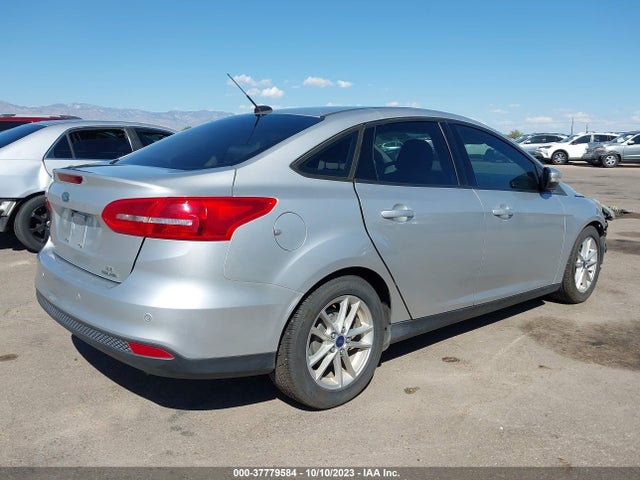 2015 FORD FOCUS SE VIN: 1FADP3F29FL386048