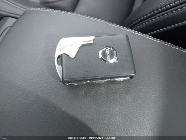 YV4162UL0N2751272 Volvo Xc40 Inscription