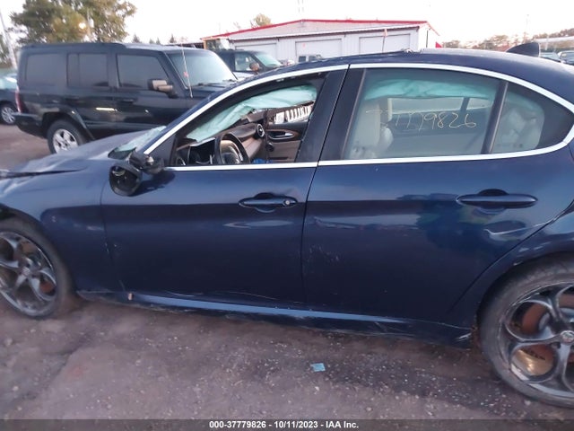 ZARFAEEN8J7574563 Alfa Romeo Giulia Ti Lusso