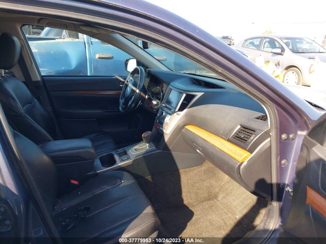 Subaru Outback 2.5i Limited 2014 4S4BRBNC9E3286588 Image 5