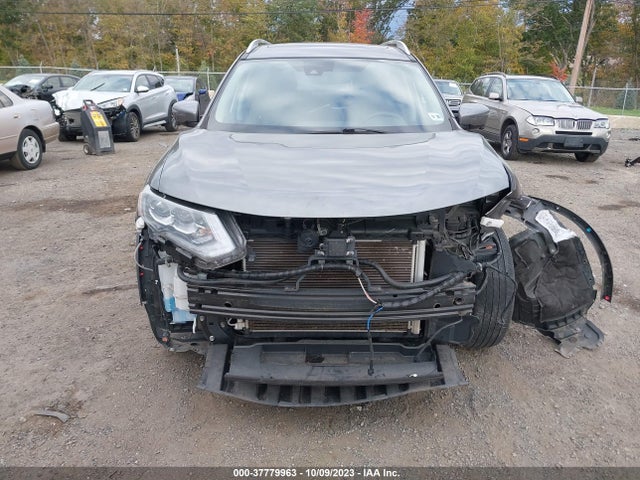 2017 NISSAN ROGUE SL VIN: 5N1AT2MV2HC842602