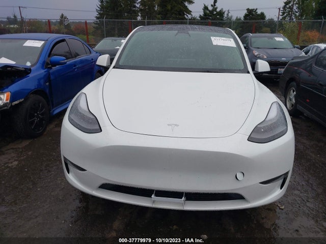 Tesla Model Y Long Range 2023 7SAYGDEE3PF646724 Image 11