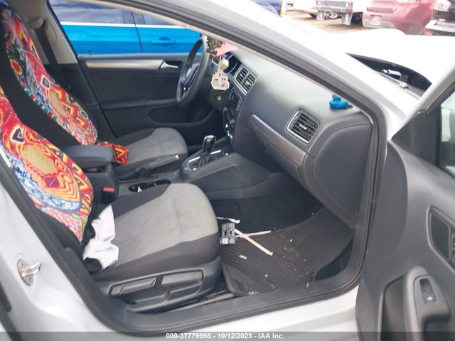 3VW2B7AJ8HM259845 Volkswagen Jetta 1.4t S