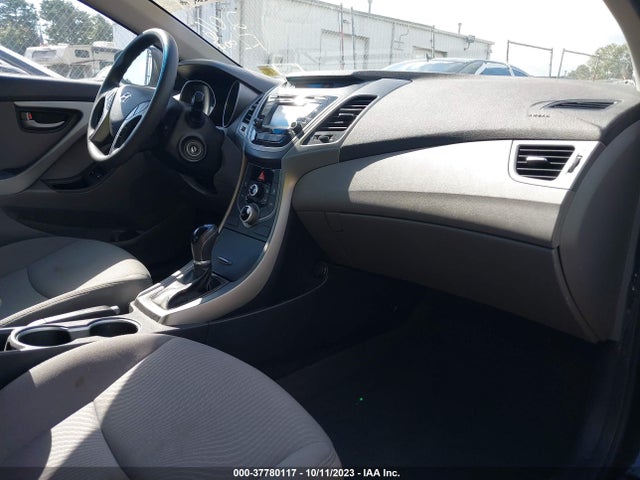 Hyundai ELANTRA SE 2016 5NPDH4AE1GH680824 Image 5