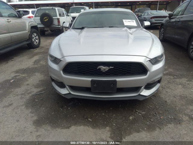 1FA6P8AM6F5351826 Ford Mustang V6