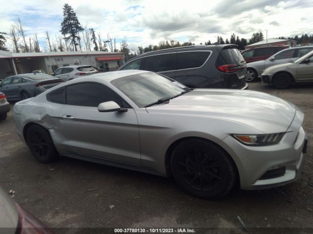 1FA6P8AM6F5351826 Ford Mustang V6