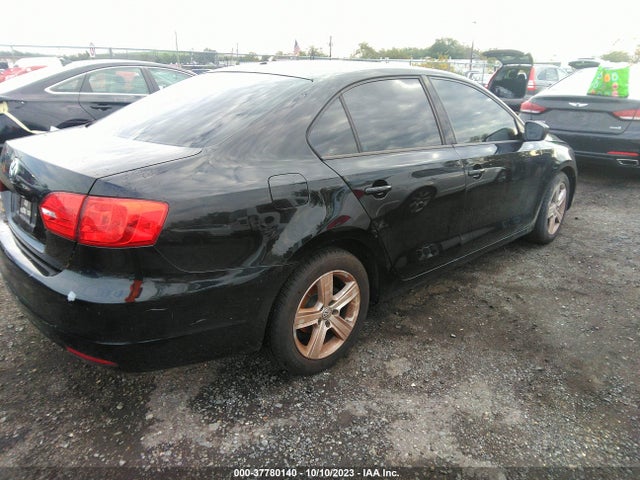 3VW2K7AJ9EM247957 Volkswagen Jetta Sedan S