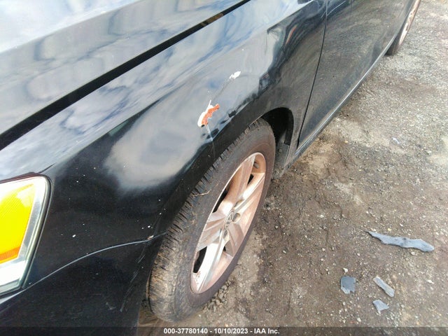 3VW2K7AJ9EM247957 Volkswagen Jetta Sedan S