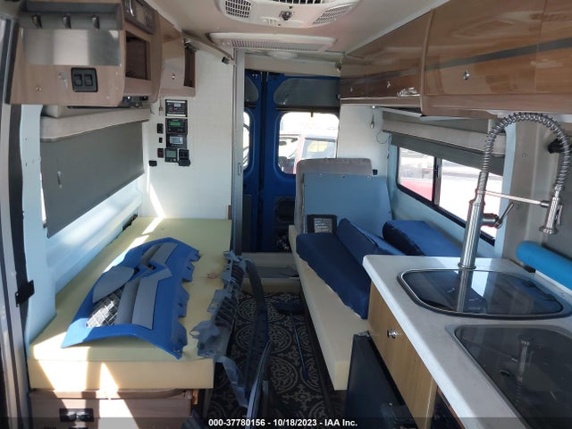 RAM Promaster Cargo Van 2017 3C6URVJG9HE510745 Image 12