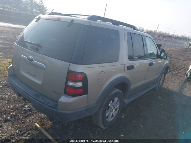 2006 FORD EXPLORER XLT VIN: 1FMEU63E76UA11840