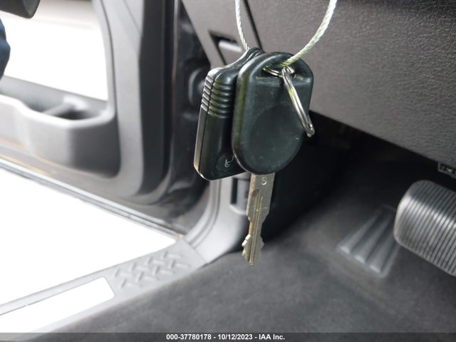 2010 FORD F-150 XL/XLT VIN: 1FTFW1CV1AFA44660