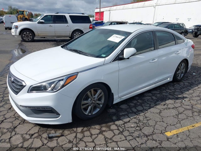 2015 HYUNDAI SONATA 2.4L SPORT VIN: 5NPE34AF6FH053045