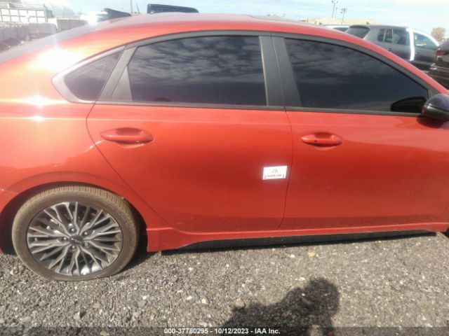3KPF54AD7PE528480 KIA Forte Gt-line