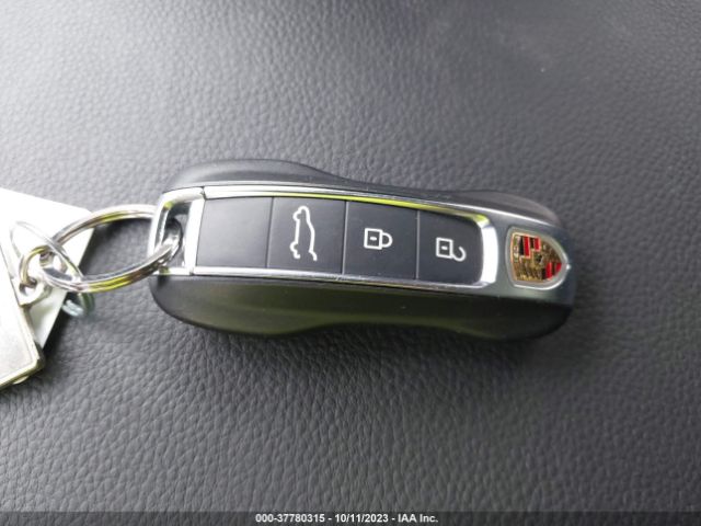 2021 PORSCHE CAYENNE WP1AA2AY6MDA03919 Photo 10