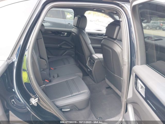 2021 PORSCHE CAYENNE WP1AA2AY6MDA03919 Photo 7