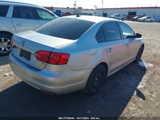 2014 VOLKSWAGEN JETTA SEDAN SE VIN: 3VWD17AJ3EM250963