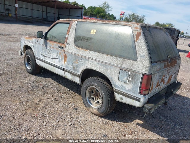 1991 GMC S15 JIMMY VIN: 1GKCS18Z4M8512047