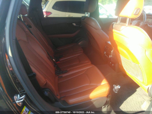 Audi Q7 3.0t Premium 2018 WA1VAAF77JD008632 Image 8
