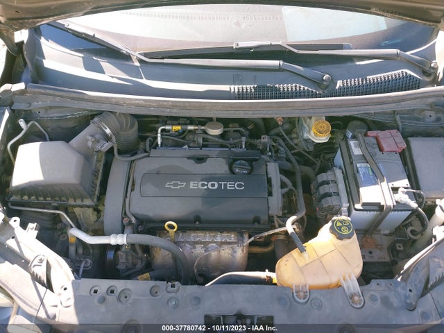 Chevrolet SONIC LT 2014 1G1JC5SH5E4139027 Image 10