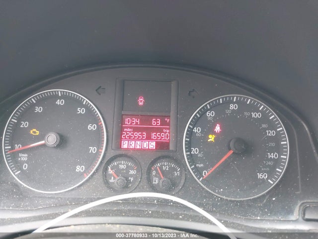 2007 VOLKSWAGEN RABBIT WVWBR71K17W055992 Photo 6