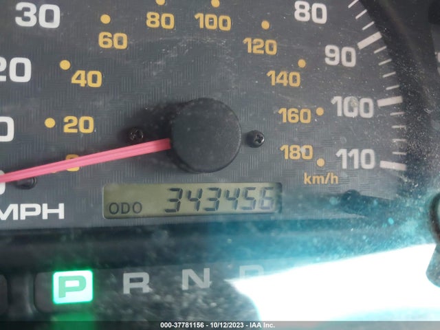 1999 TOYOTA 4RUNNER SR5 VIN: JT3GN86R9X0117434