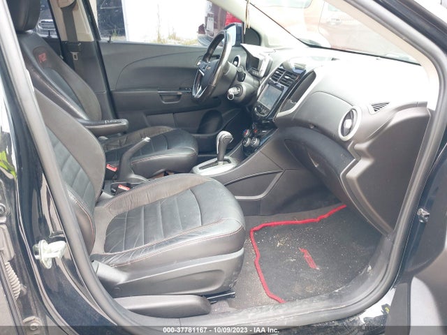Chevrolet Sonic Rs 2014 1G1JG5SBXE4240919 Image 5