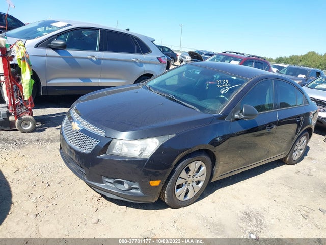 Chevrolet CRUZE LS 2014 1G1PA5SH1E7193133 Image 2