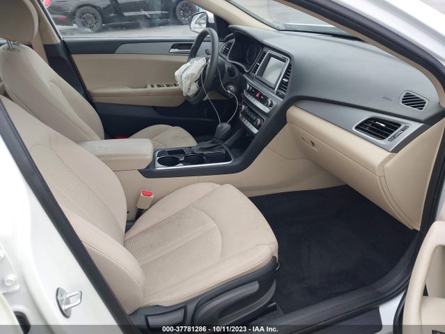 Hyundai SONATA SE 2019 5NPE24AF4KH802938 Image 5