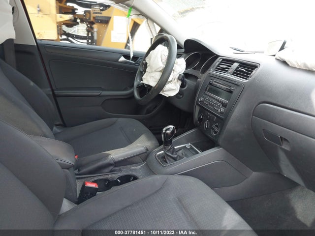 3VW2K7AJ1FM352641 Volkswagen Jetta Sedan 2.0l S W/technology